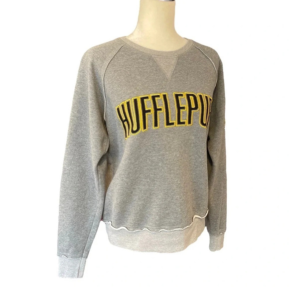 Harry Potter Universal Studios HUFFLEPUFF Sweatshirt Small - Picture 3 of 8